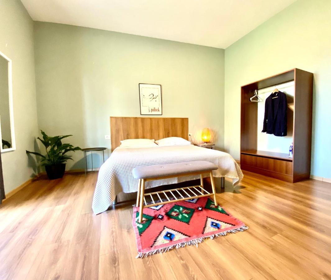 Tirana Experience, Authentic Stays In The Heart Of Old Тирана Екстериор снимка