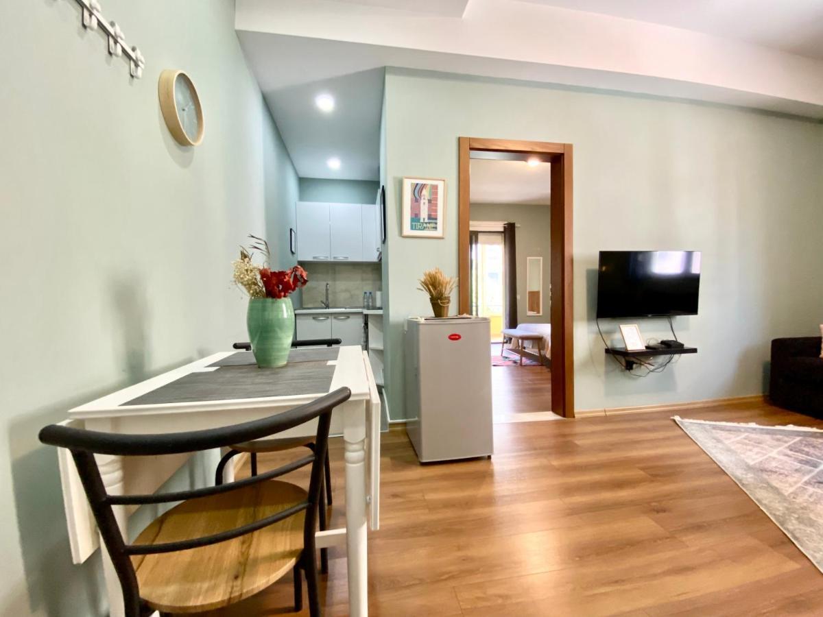 Tirana Experience, Authentic Stays In The Heart Of Old Тирана Екстериор снимка